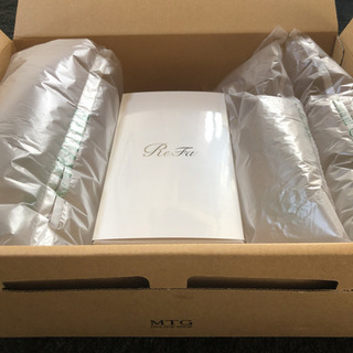  正規品 ほぼ未使用 リファエスカラットレイ ReFa 美顔ローラーの画像