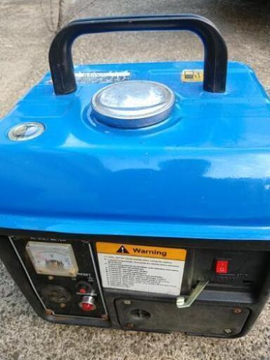 近隣配送無料☆650W携帯用発電機★停電時等に非常用☆送料込み(地域限定)☆直接引き取り歓迎☆早期受け取り希望☆