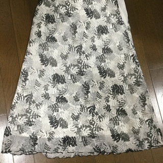 春夏用 グレー系スカート