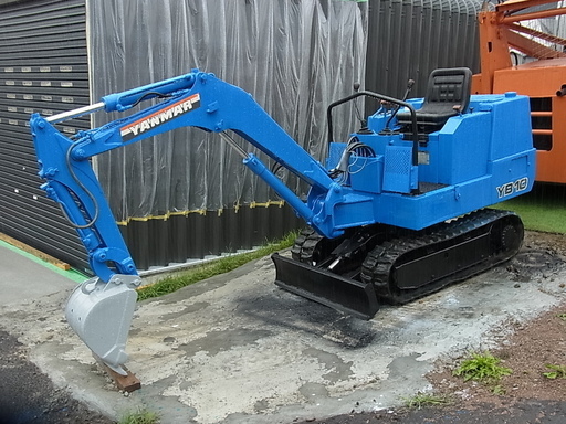ヤンマー　小型ユンボ　YB10　道内配送無料！