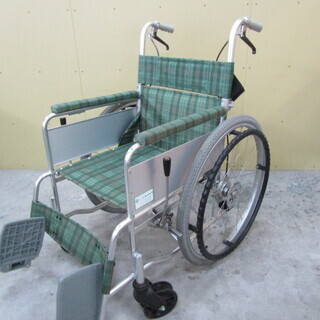 QB1033【特別商品】車椅子 美品 折り畳み式 リーフレットラ...