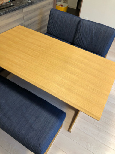 無印良品リビングでもダイニングでもつかえるテーブルセット