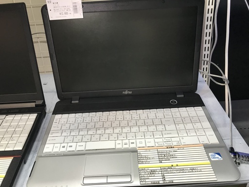 FUJITSU ノートパソコン FMVNAF38 LIFEBOOK A512