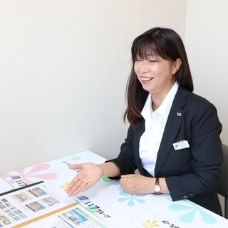 新会館OPENにつき大募集！＜ブライダル・セレモニーの企画営業＞未経験OK！幹部候補募集☆万全の研修カリキュラムの画像