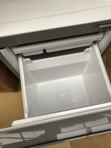 極美品 2019年製 アクア 126L 2ドア冷蔵庫（ブラッシュシルバー）【右開き】AQUA AQR-13G-S