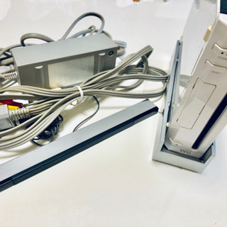 Wii本体・アダプタセット※10月上旬までに取りに来られる方限定