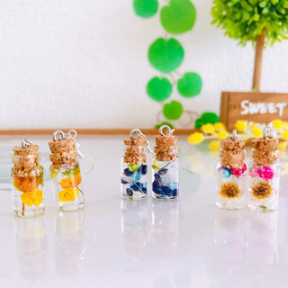 ハーバリウム風⭐️お花のピアス⭐️作り教室の画像