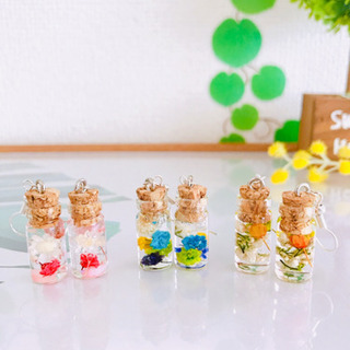 ハーバリウム風⭐️お花のピアス⭐️作り教室の画像