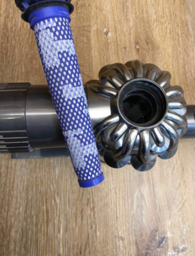Dyson ダイソン DC62掃除機 コードレスクリーナー 新品バッテリー搭載（YABER）dyson （608）AKARI