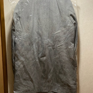 グレー コートの画像