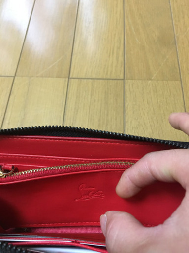 クリスチャンルブタン