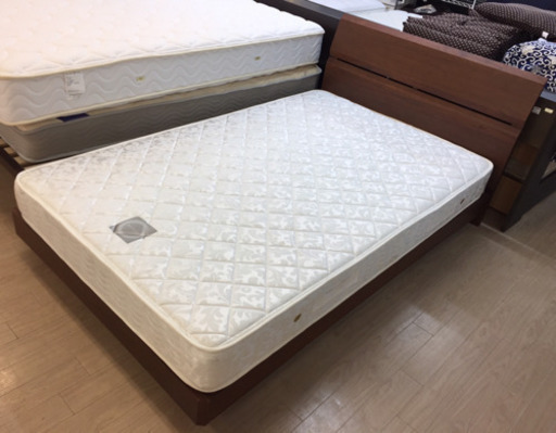 ○セミダブルベッド