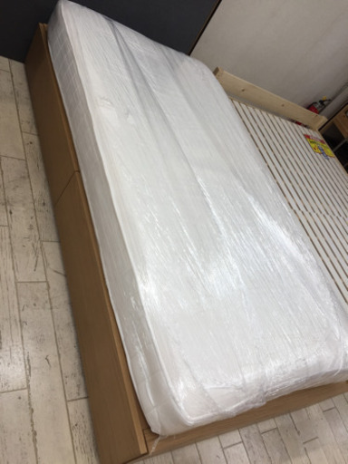 9/13東区和白   無印良品シングルベッド収納付き   綺麗  オシャレベッド