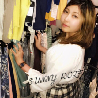 大須と一宮でブランドの服、靴、鞄を大特価販売中！！