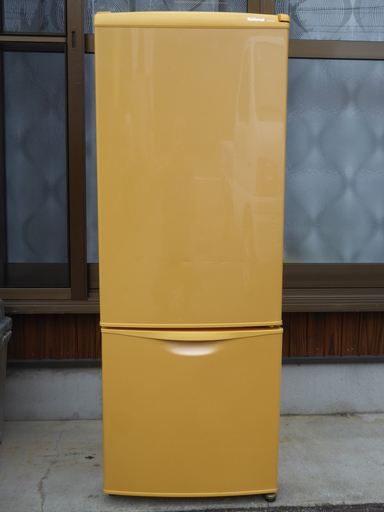 ナショナル 2ドア冷蔵庫 162L NR-B161J-D オレンジ？ 2000円です。