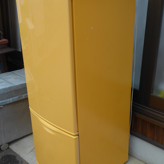 ナショナル 2ドア冷蔵庫 162L NR-B161J-D オレンジ？ 2000円です。の画像