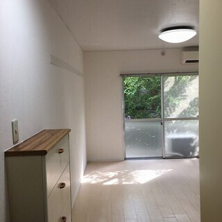 パレ・ドール稲田堤Ⅲ102号室♪敷金０礼金０で始める新生活。初期費用分割可です。2沿線2駅から徒歩5分と好立地マンション。徒歩圏内にスーパー多数有。キッチンIH対応。エアコン付で初期費用が抑えられます。リフォーム済みです。 - 賃貸（マンション/一戸建て）