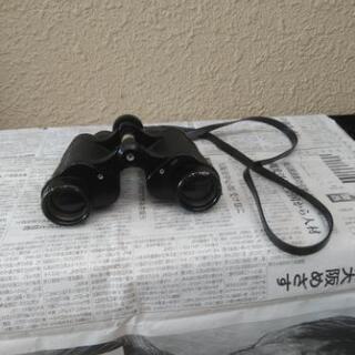 双眼鏡の画像
