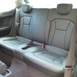 検査2年6月アウディ A1 1.4TFSI バイキセノン/ブラックレザー/シートヒーター/HDDナビ/MMI/地デジ/アイドリングSTOP/コントラストルーフ仕様の画像