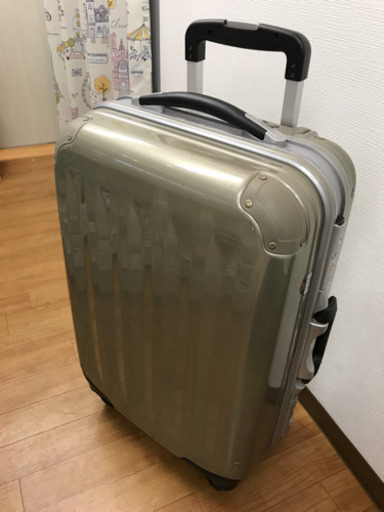 スーツケース【70L】