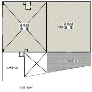 駐車場4台付き倉庫♫広さも有り使い方色々♫トイレも有り希少1階♫
