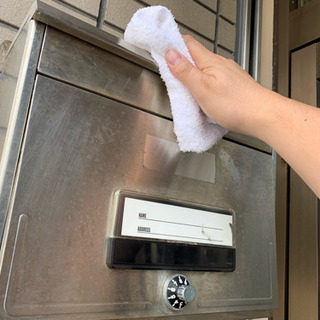 定期清掃  作業員の画像