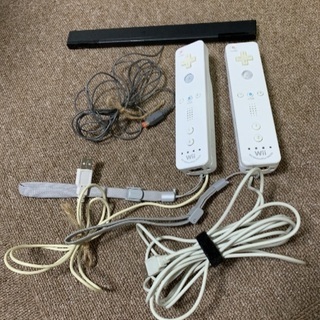 WiiU+Wiiリモコン2個その他の画像