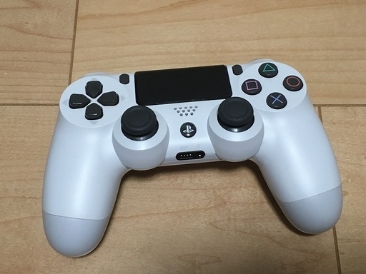 PS4pro 1TB 本体 コントローラ2個 ソフト2本セット