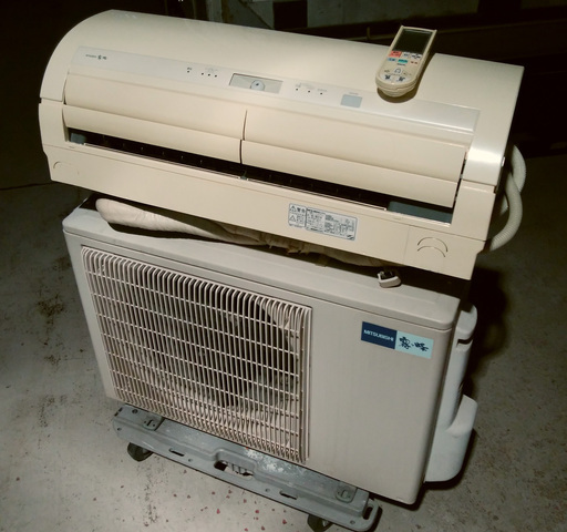 《姫路》三菱☆省エネエアコンMSZ-EM28E5☆2.8kw☆8～12畳☆配管ホース付き