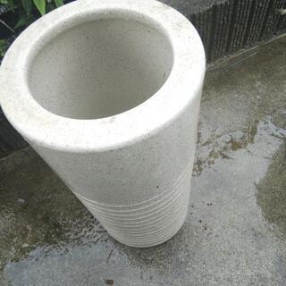 陶器 傘立ての画像