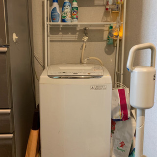 受取予定者決定 洗濯機のスペースを活用出来き、洗剤を置いておける棚