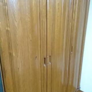 無料の洋服タンスです。 の画像