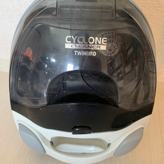 【終了】サイクロン式掃除機 TWINBIRD YC-E019 2016年製の画像