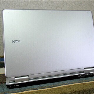 🔴15.6型液晶/高性能🆙i5/光速☆彡SSD128GB＋HDD250GBデュアルストレージ(^^)v/快適♬メモリ4GB/MS Office📒✎/DVDスーパーマルチドライブ(書き込み可)💿/HDMI📺/すぐ使えるWindows10 メディア作成ツール付💿/すぐ繋がるWi-Fi📶/点検整備清掃済み😊/NEC VersaPro シルバーの画像