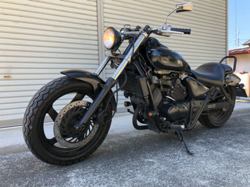 車検不要のアメリカン‼️ HONDA マグナ250  マッドブラック ローダウン