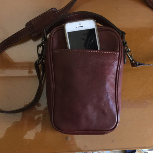 ショルダーバッグ