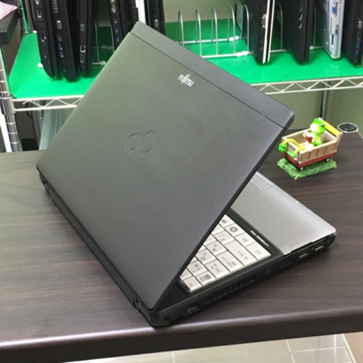 富士通 Corei5 メモリ4GB SSD250GB office2019 Windows10 12.1インチ ノートパソコン