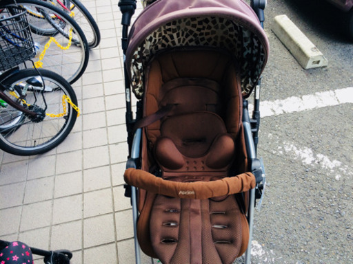 ApricaのA型ベビーカーです！