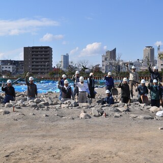 せっかく青空広がる秋なんだからアウトドアで遺跡の発掘「作業スタッフ」募集中！の画像