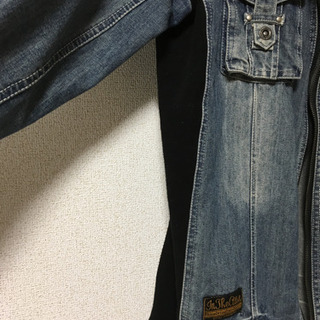 デニムジャケットの画像