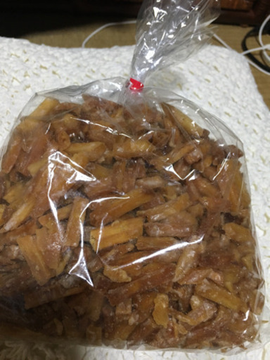 お値下げしました。3個限り‼️小ぶりですがサツマイモとセットでお届けです。