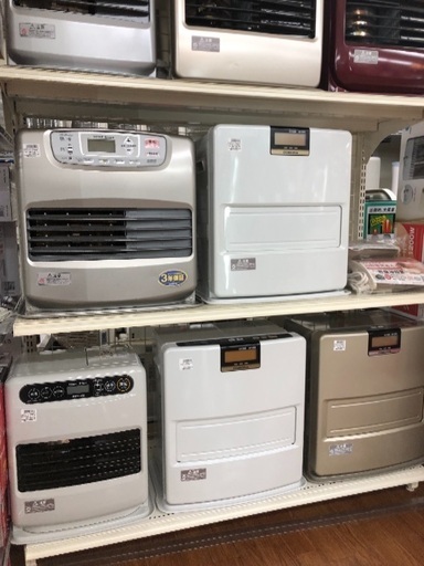 石油ストーブ オイルヒーター 電気ストーブ入荷しました。