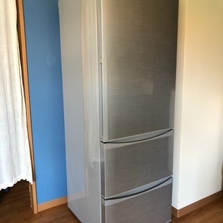 【お譲り完了】シンプルな冷蔵庫です☆ SHARP 冷凍冷蔵庫（家...