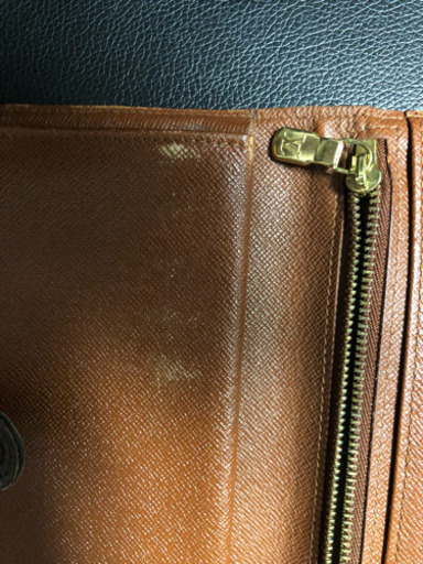 LV 財布