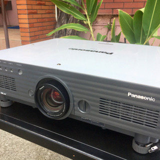 業務用/Panasonic TH-D560(レンズ付き)の画像