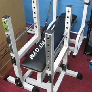 札幌 WILD FIT GYM ベンチプレス シットアップ  トレーニングベンチ バーベル 筋トレ ウエイトトレーニング