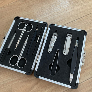 爪切り、毛抜きなど