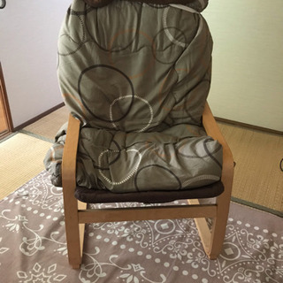 差し上げます。 椅子