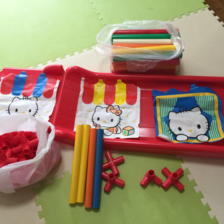 お話中  Hello kitty ハウス&おすべりランド