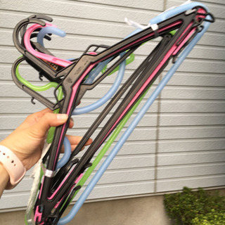 ハンガーたくさんの画像